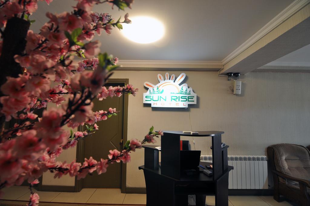 Sun Rise Hotel Tbilisi Eksteriør billede