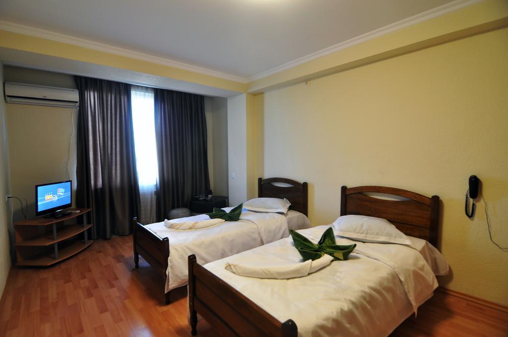 Sun Rise Hotel Tbilisi Værelse billede